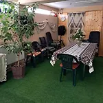 Casuta Galbena * Бухарест