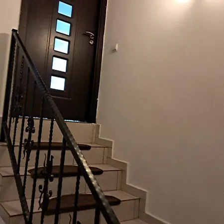 Casuta Galbena Apartmán Bukurešť