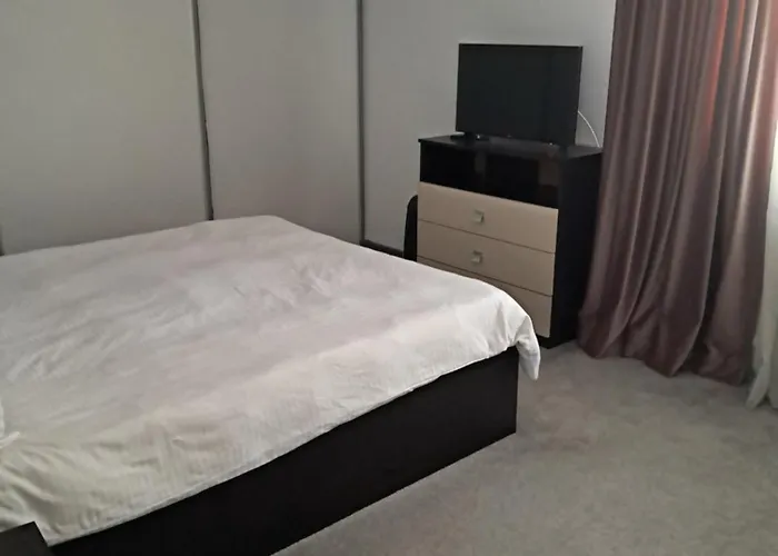 شقة Casuta Galbena